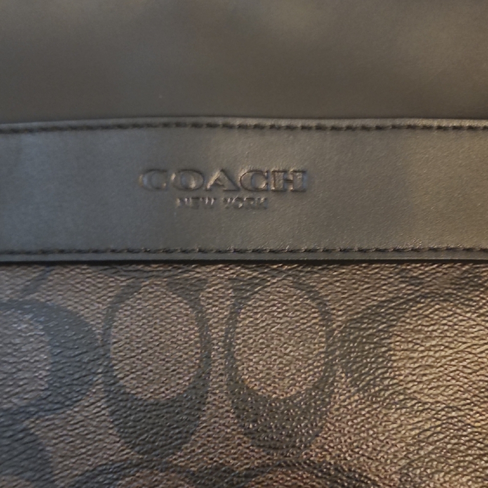 Coach Top Zip Messenger Black and Gray Messenger Bag. - Picture 4 of 14